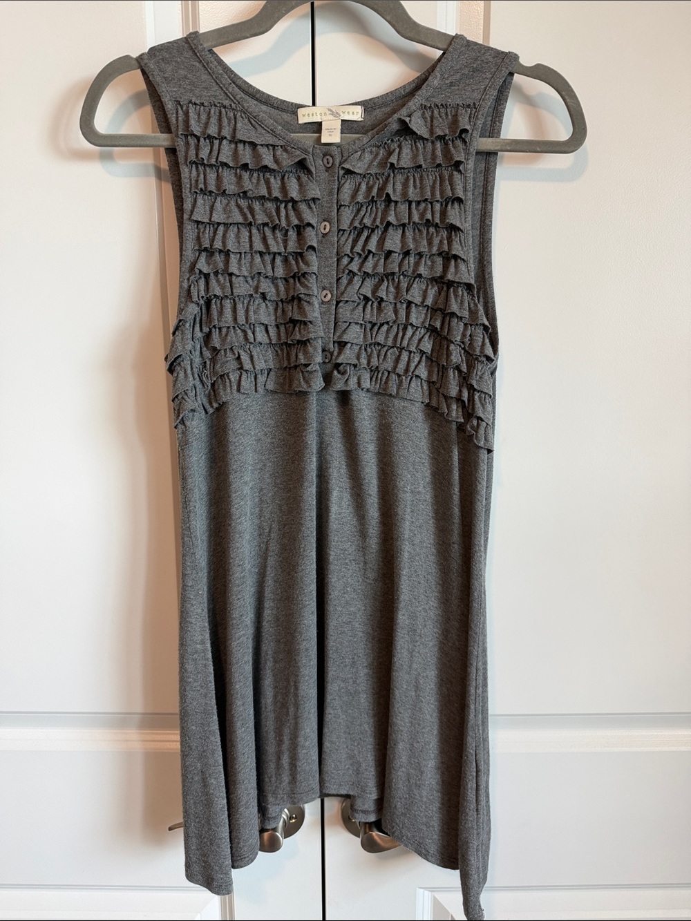 Sleeveless Ruffle Front Tank Top - Gray